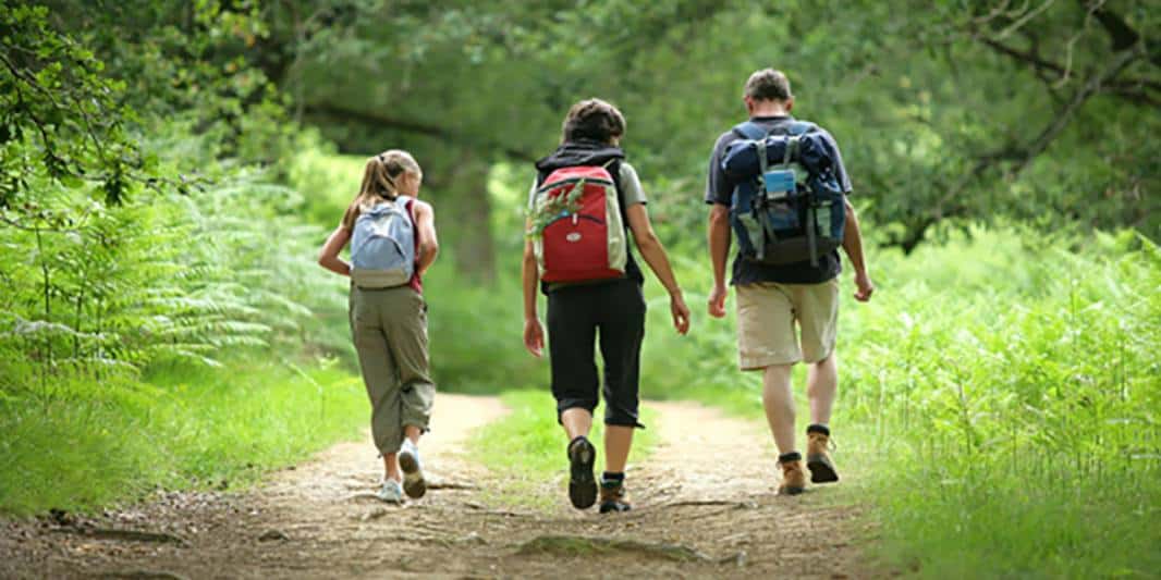 3 rutas de senderismo para hacer con niños a dos horas de Madrid